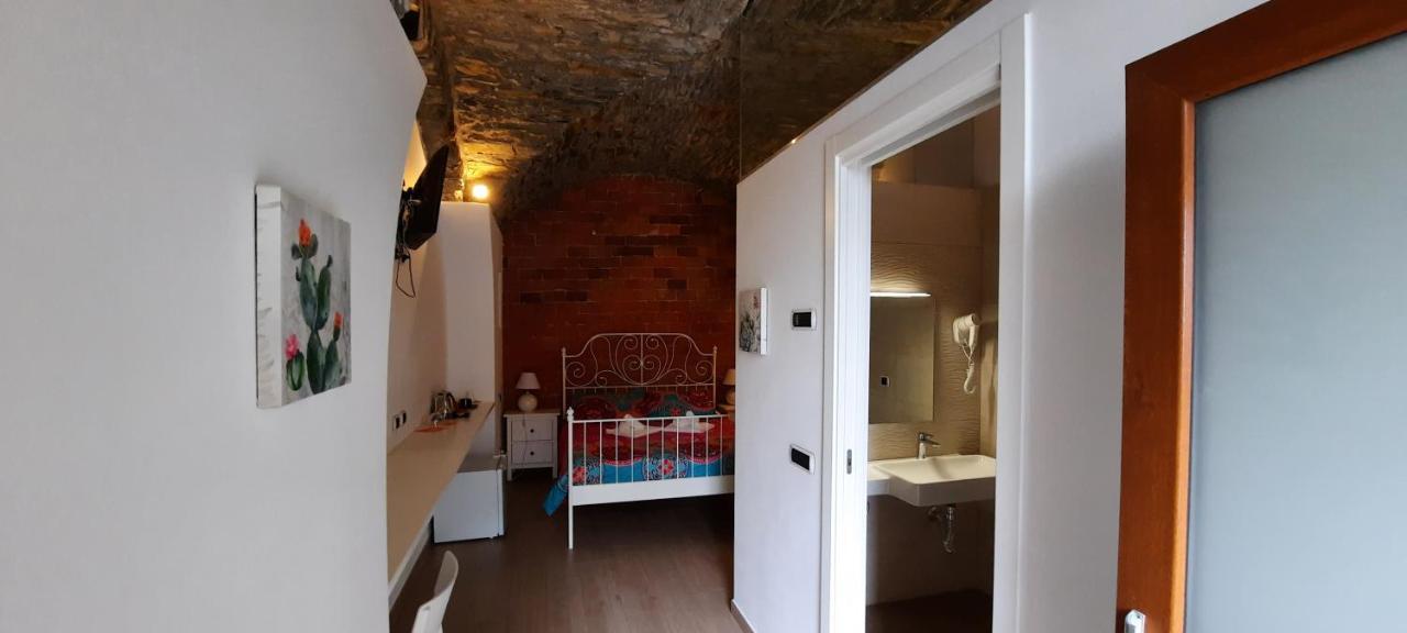 Olimpo Affittacamere Manarola Bagian luar foto