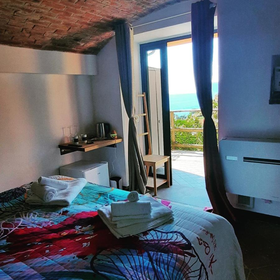 Olimpo Affittacamere Manarola Bagian luar foto