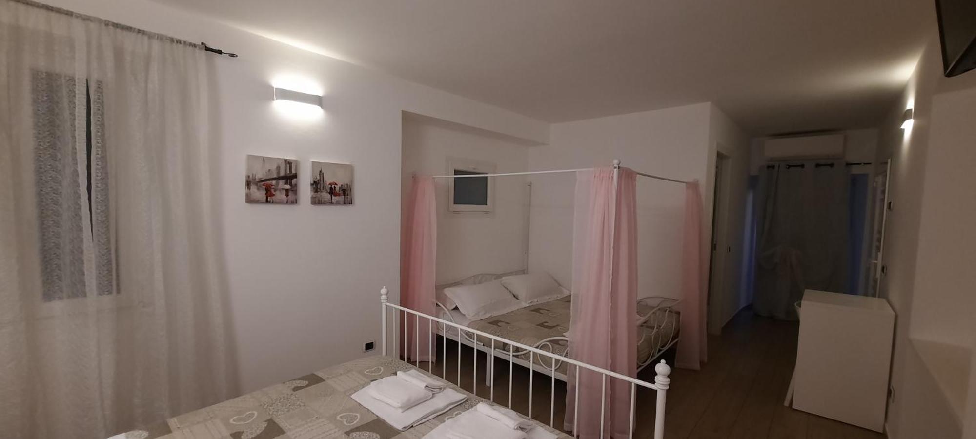 Olimpo Affittacamere Manarola Ruang foto