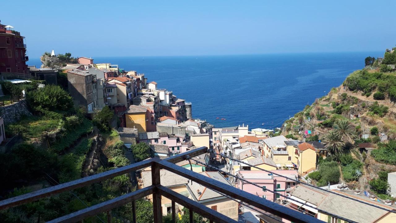 Olimpo Affittacamere Manarola Bagian luar foto